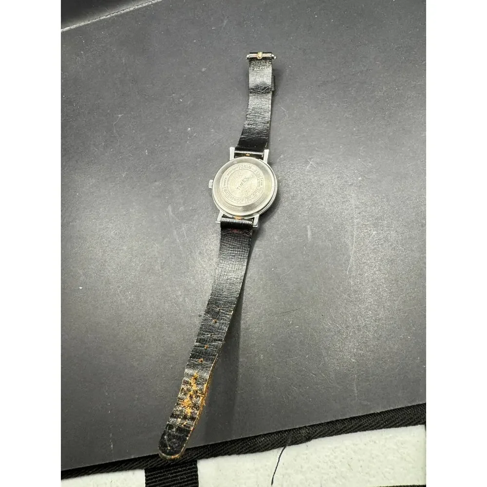 Vintage Timex Self-Wind Wristwatch Silver Tone Dial Black Leather Band Classic